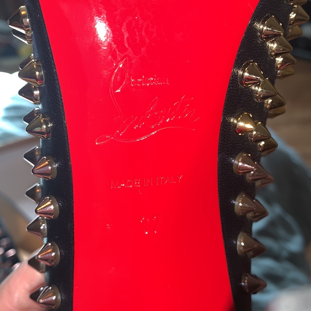 CHRISTIAN LOUBOUTIN HEELS !!!! - Picture 8 of 10